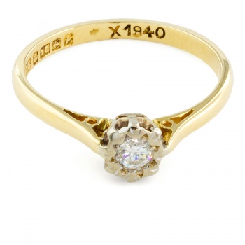 18ct gold Diamond solitaire Ring size L